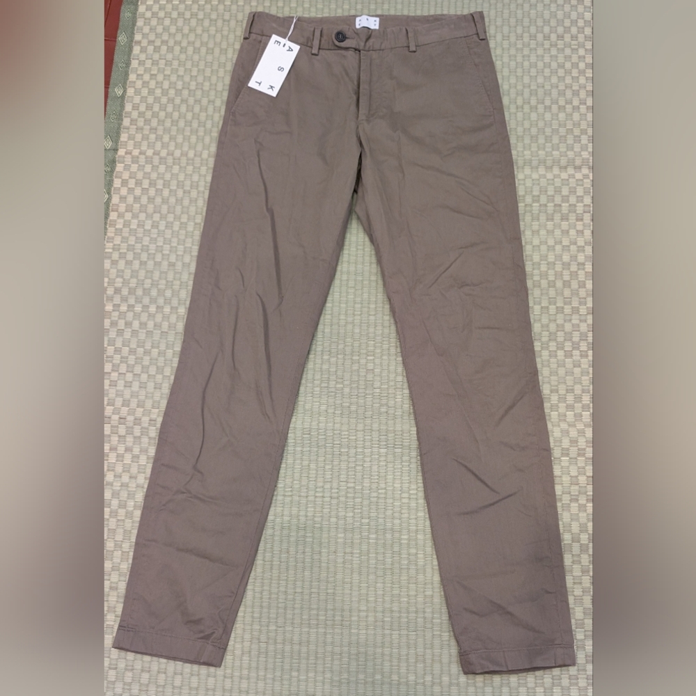 NWT Asket The Regular Chino in Taupe Men's Size 31/32 Slim Made in Portugal